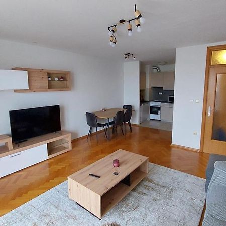 סלאבונסקי ברוד Med Man Apartmani מראה חיצוני תמונה
