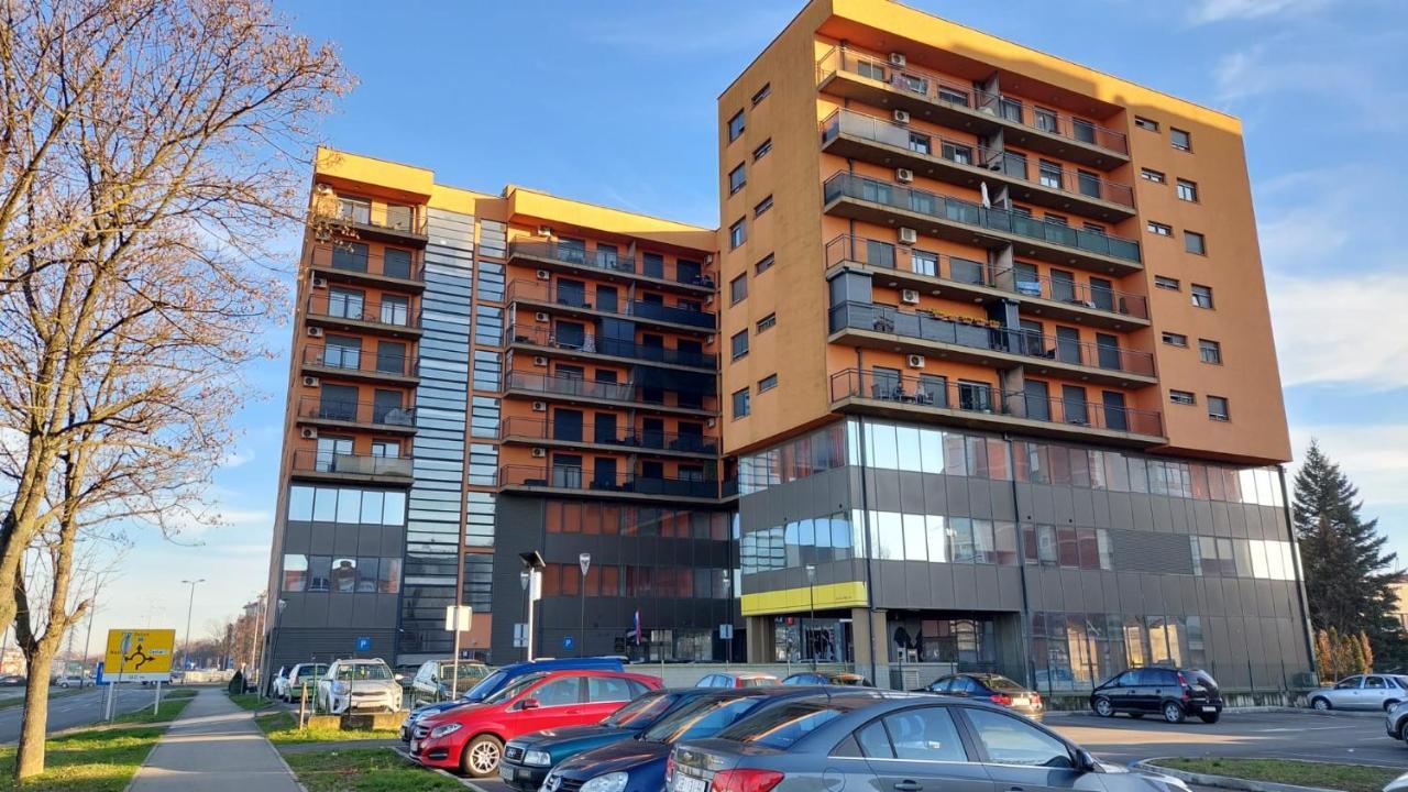 סלאבונסקי ברוד Med Man Apartmani מראה חיצוני תמונה